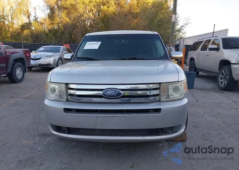 2009 Ford Flex Limited z USA, uszkodzony, nr VIN 2FMDK53C89BA19417